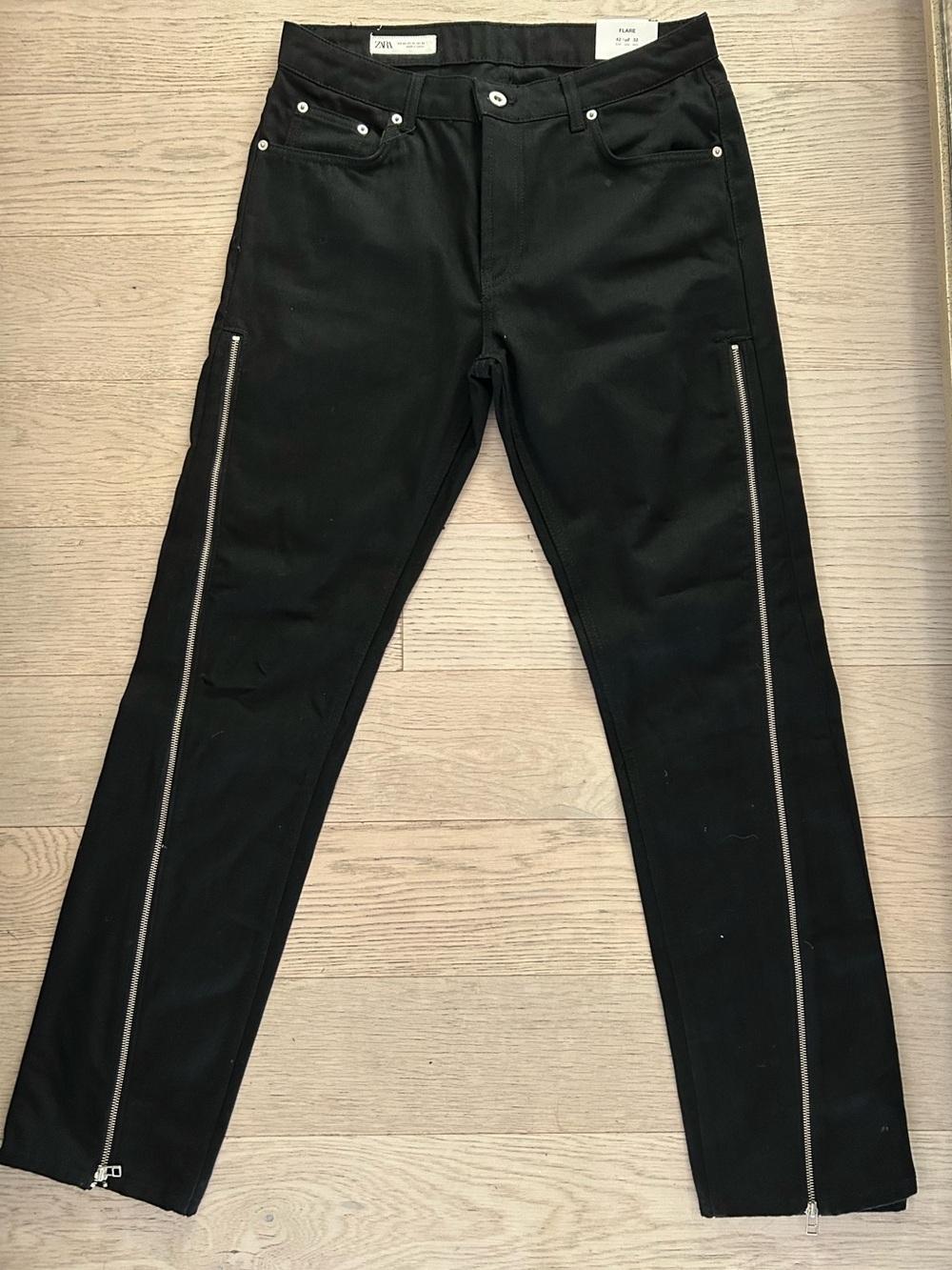 Zara Men's Black Straight Jeans with Silver Side Zippers